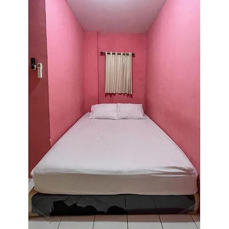 Hotel KoolKost near RS Graha Kedoya Yakarta Exterior foto
